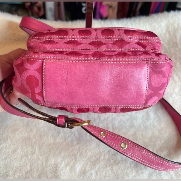 Authentic Coach bag - Picture 8 of 8